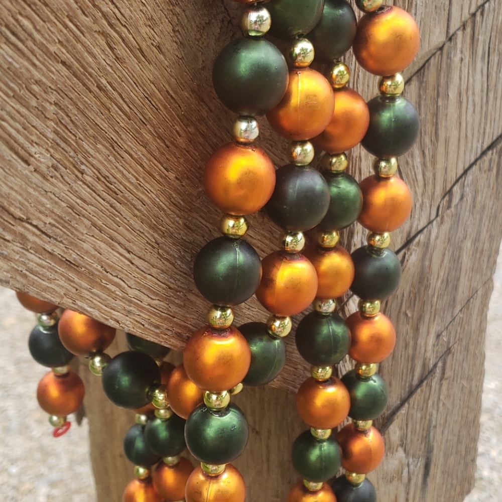 Lot of 4- K&k interiors Fall bead ornaments decor